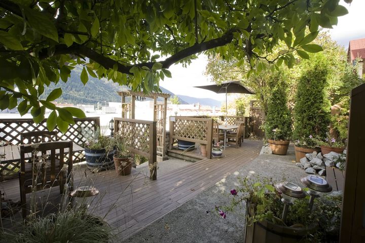 Terrace/Patio 74 of 82