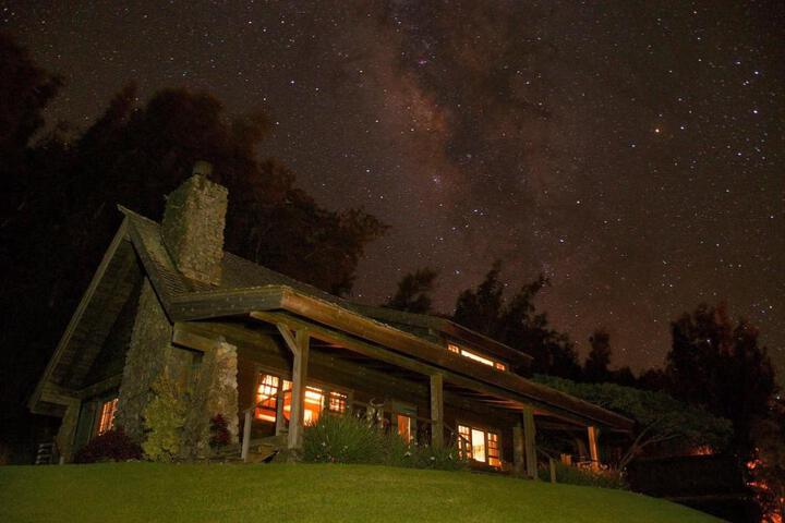 Kohala Lodge- Vacation Rental House