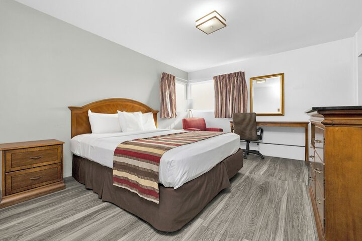 Room 13 of 31
