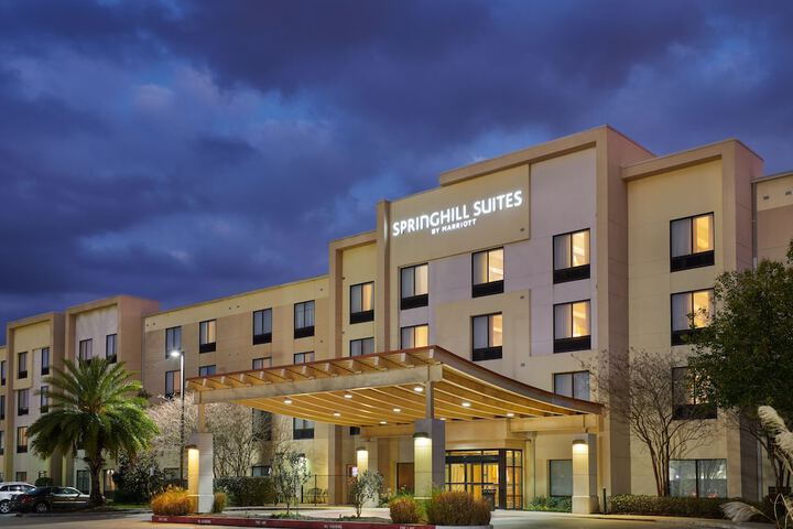 Hotel 2 of 30