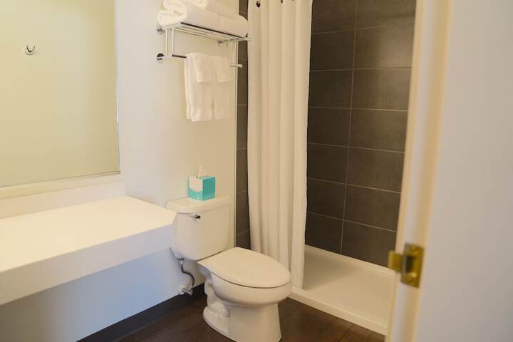 Hotel Ruby Ponderay / Sandpoint