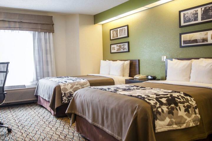 Room 20 of 35