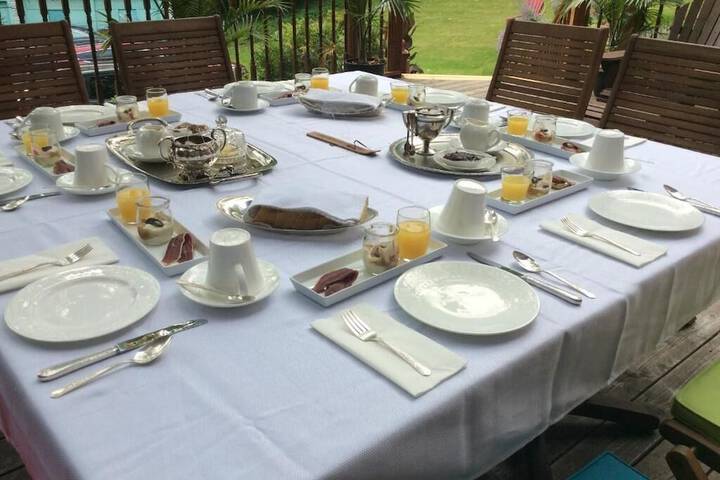 Ile De Garde B & B