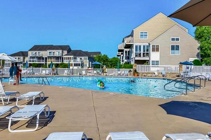 Bayville Shores --- 35729 Coleman Ave