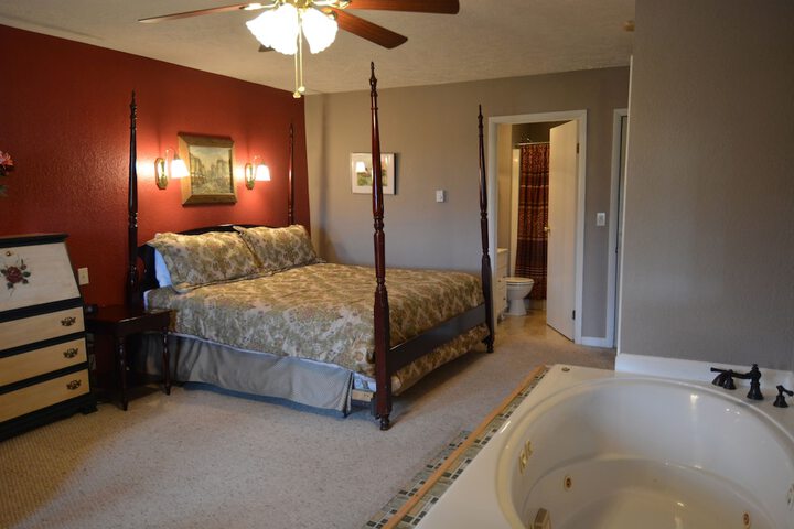 Room 7 of 20
