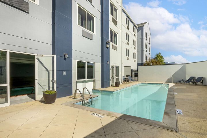 Pool 3 of 28