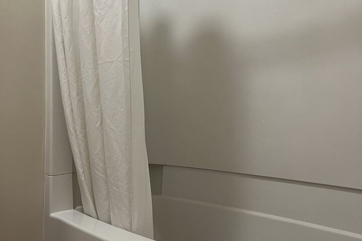 Room 14 of 30