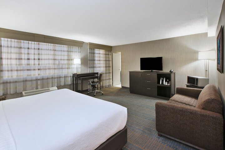 Holiday Inn Columbus Dwtn-Capitol Square by IHG