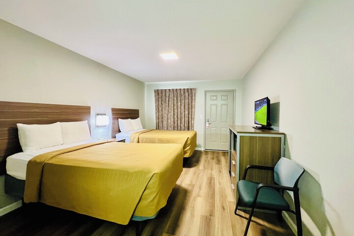 Suite 16 Motel
