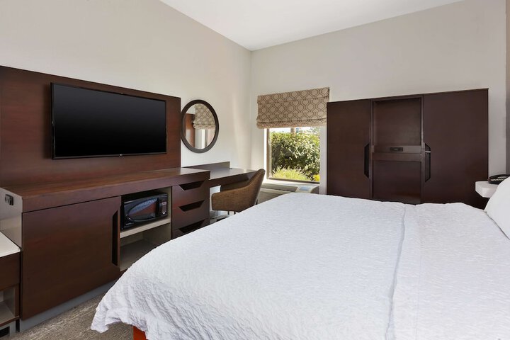 Room 17 of 45