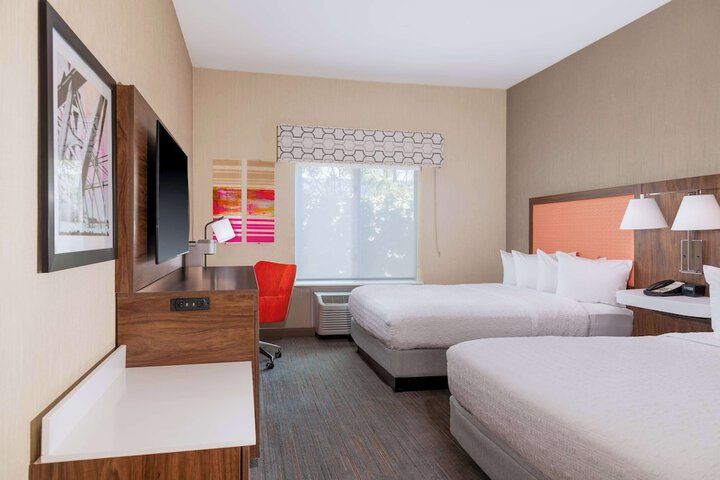 Room 16 of 51