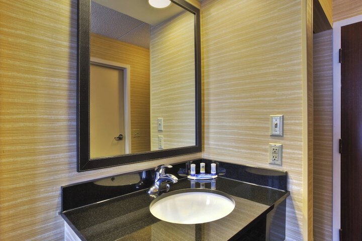 Room 14 of 20