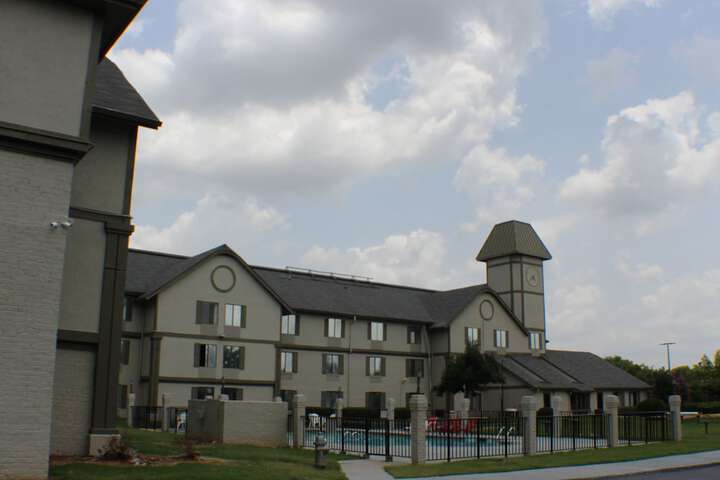 Hotel 4 of 125