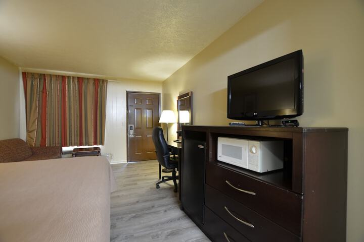 Room 35 of 52