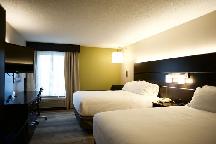 Room 10 of 41