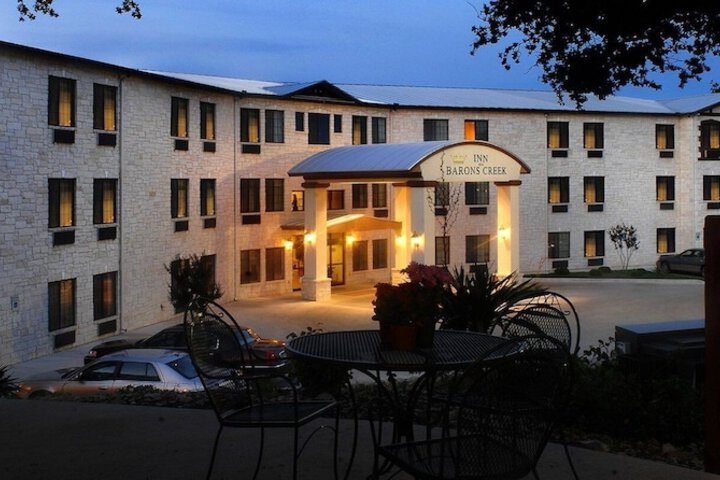Inn on Barons Creek
