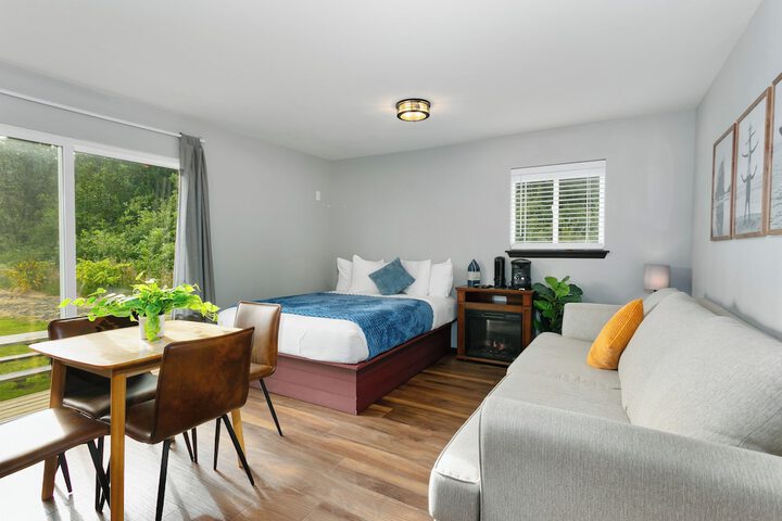 Breakwater Resort