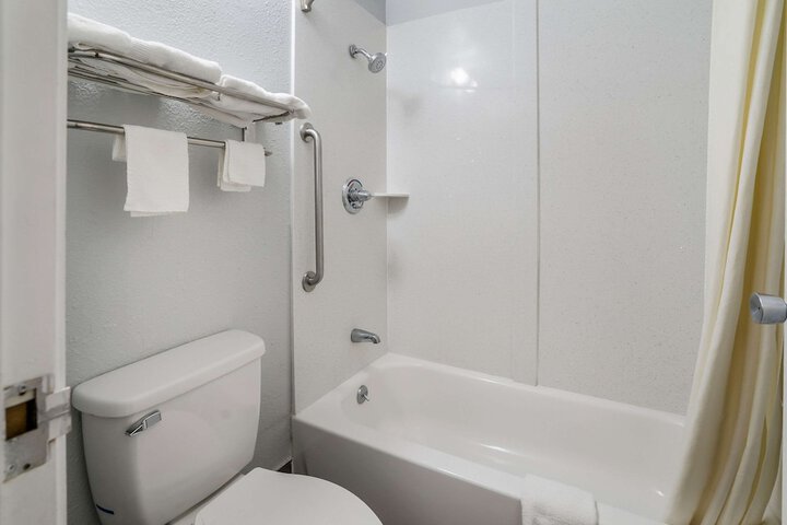 Quality Inn Greer - Greenville
