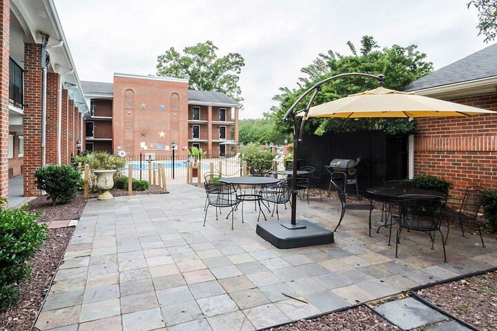 Terrace/Patio 28 of 29