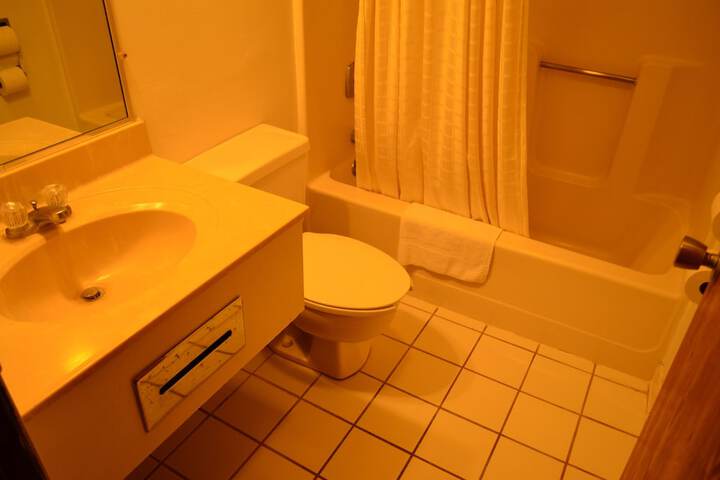 Room 22 of 27