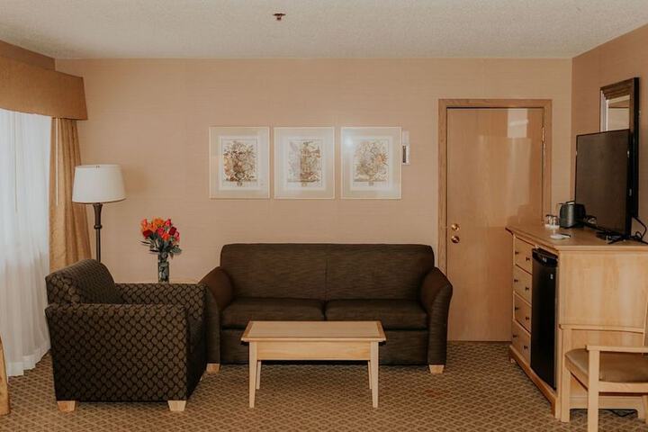 Room 14 of 24