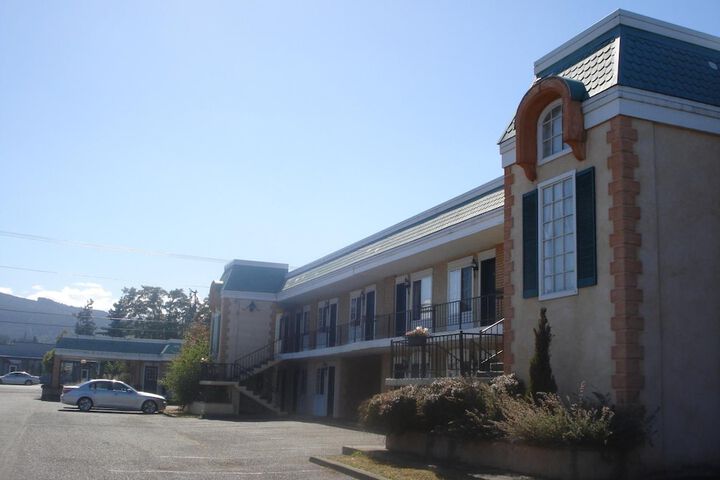 Hotel 5 of 34