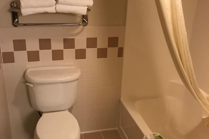 Room 42 of 50