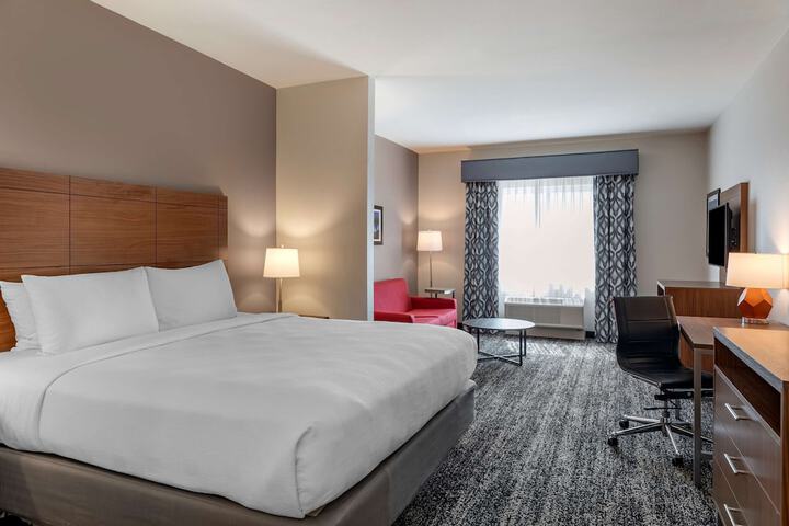 Room 13 of 29