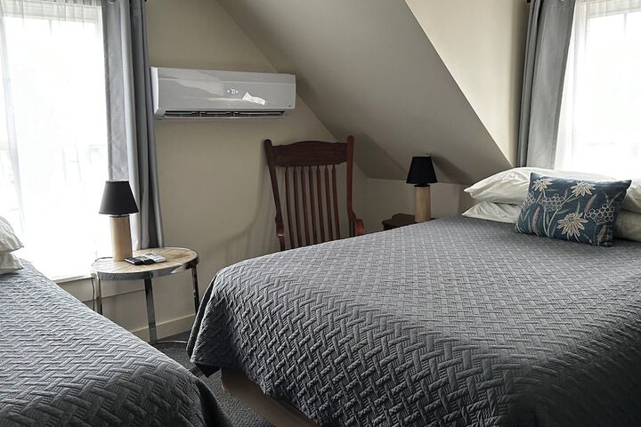 Room 34 of 51