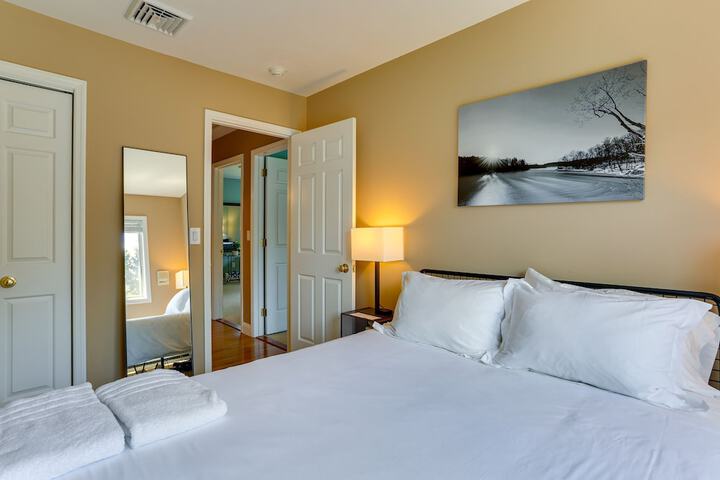 Warwick Vacation Rental w / Private Yard & Fire Pit