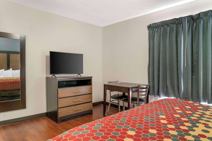 Room 31 of 37