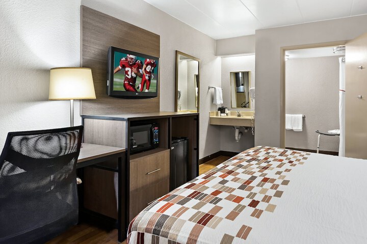 Room 36 of 41
