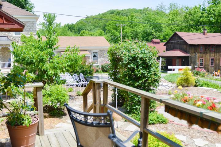 Sundeck 41 of 50