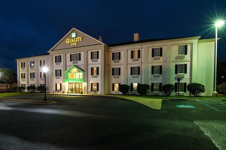 Hotel 4 of 48