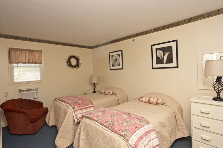 Room 26 of 28