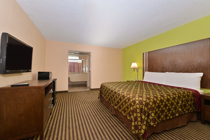 Room 3 of 13