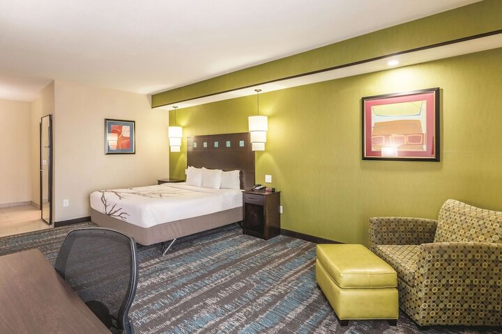 Room 18 of 55