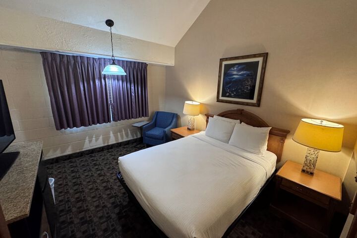 Promenade Inn & Suites Oceanfront