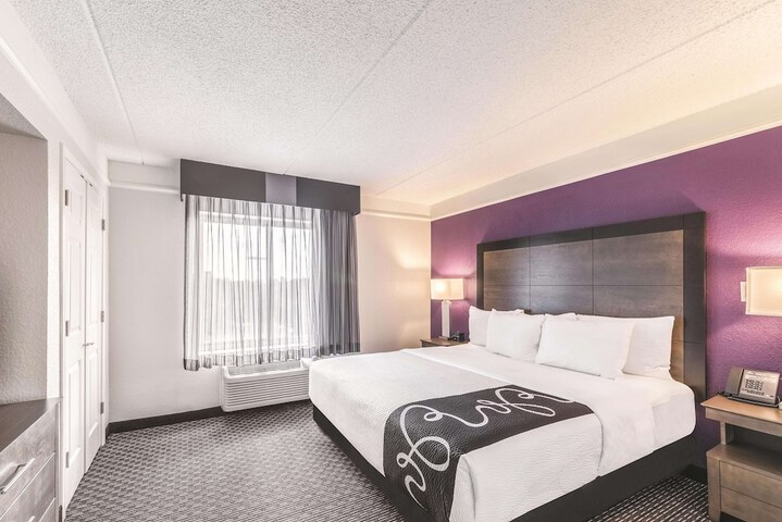 Room 34 of 50