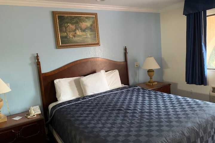 Room 32 of 124