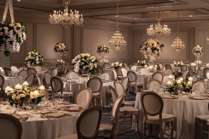 Ballroom/Hall 81 of 96