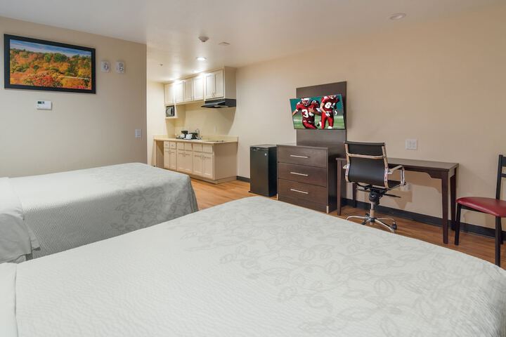 Room 20 of 33