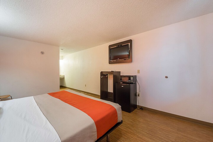 Room 29 of 46