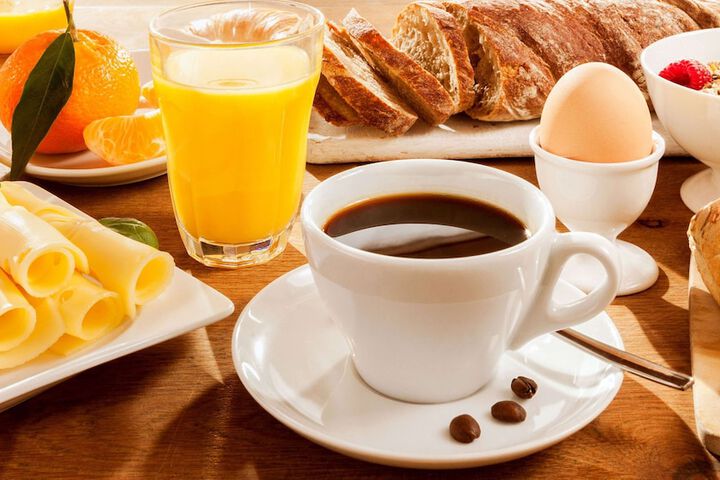 Breakfast/Coffee Service 72 of 92