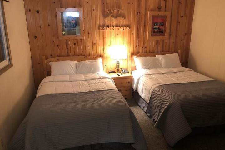 Holiday Motel