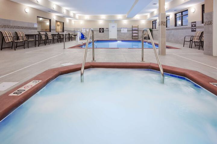 Pool 3 of 33