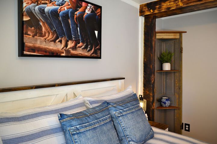 Room 90 of 164
