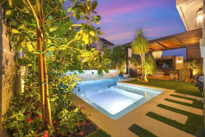 atmarbella Lane - Stylish Dream Home in RMV w / Pool