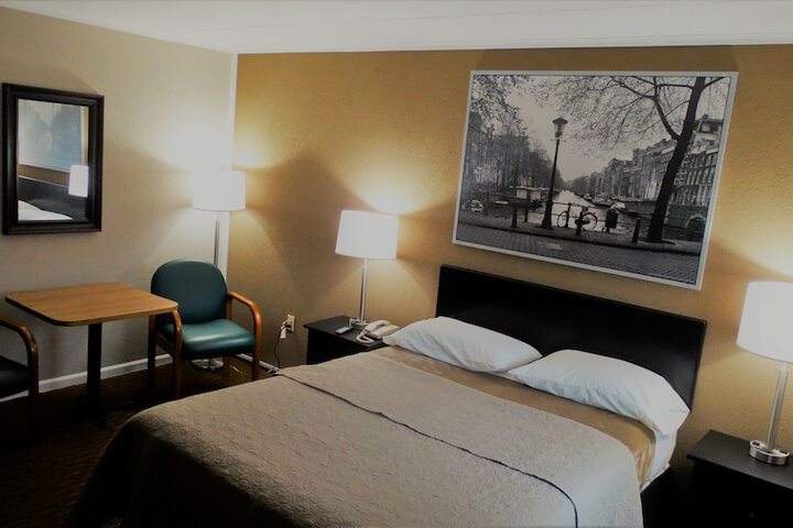 Room 23 of 30