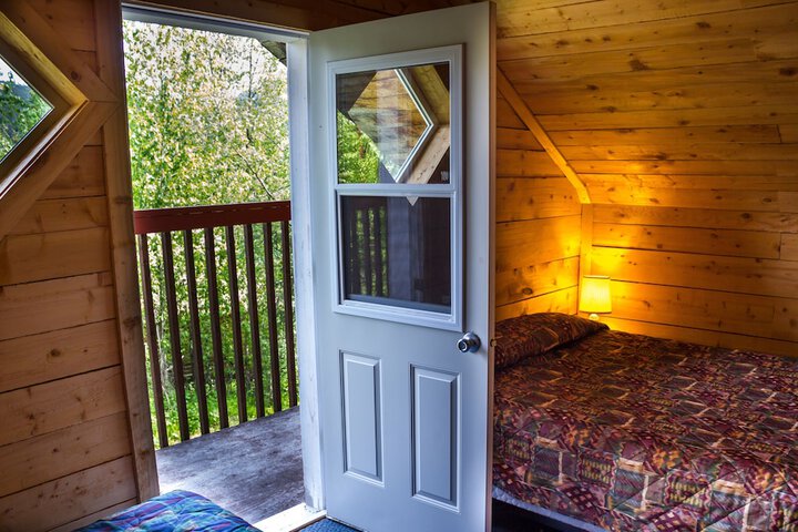 Midnight Sun Log Cabins